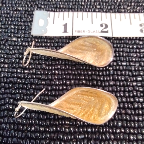 Goldtone earrings - Picture 4 of 4